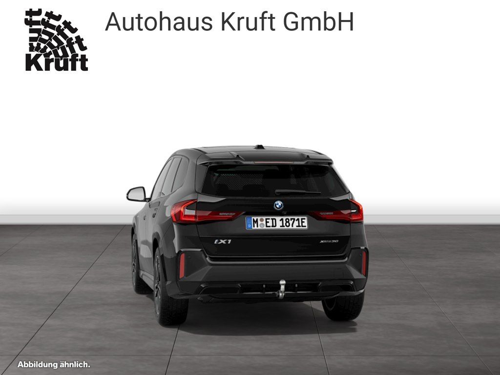 BMW iX1 - Bild 8