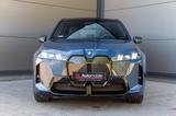 BMW iX 60 M SPORT.SOFTCL.LUFTFEDER.SKY.MASSAGE.SKY - mit Elektro-Antrieb: Blau, Panorama-Dach