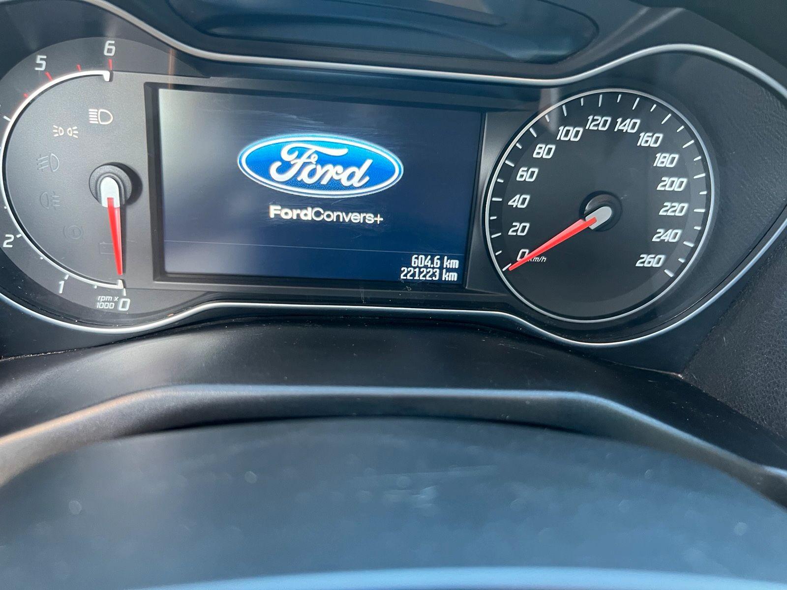 Ford Mondeo 2011 — photo 9