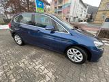BMW 225xe iPerformance Active Tourer - blaue BMW 225 Active Tourer