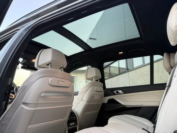 BMW X7 M60 - 7