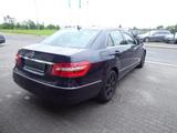 Mercedes-Benz E 220 E -Klasse Lim. E 220 CDI BlueEfficiency - Mercedes-Benz aus 2010: Klasse