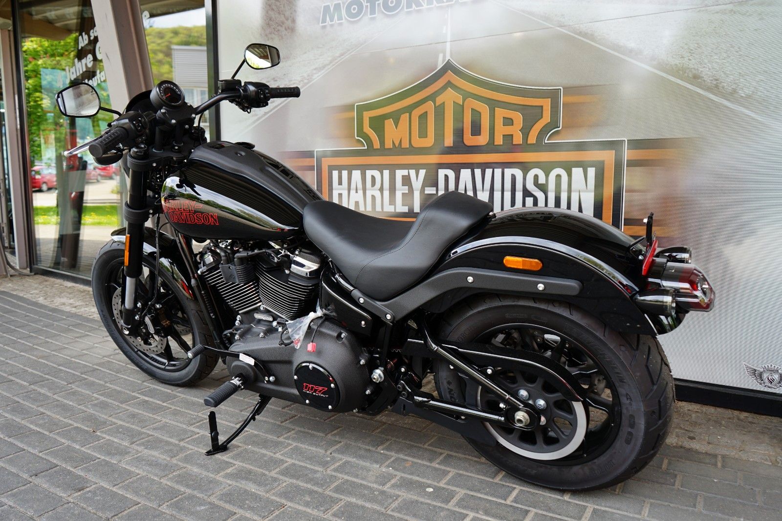 Fahrzeugabbildung Harley-Davidson Low Rider S FXLRS 2025 117cui High Output Motor