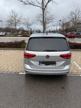 Volkswagen Touran 1.2 TSI Comfortline | 7-Sitzer | AHK - VW Touran Gebrauchtwagen in München