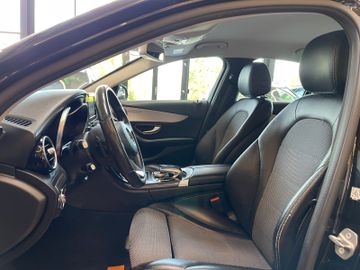 Mercedes-Benz C180 CGI Limousine Avantgarde*NAVI*LED*TEILLEDER