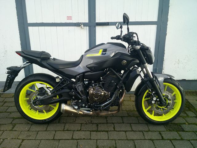 Yamaha MT 07 ABS *1 Hand*Tiefergelegt*Service neu*