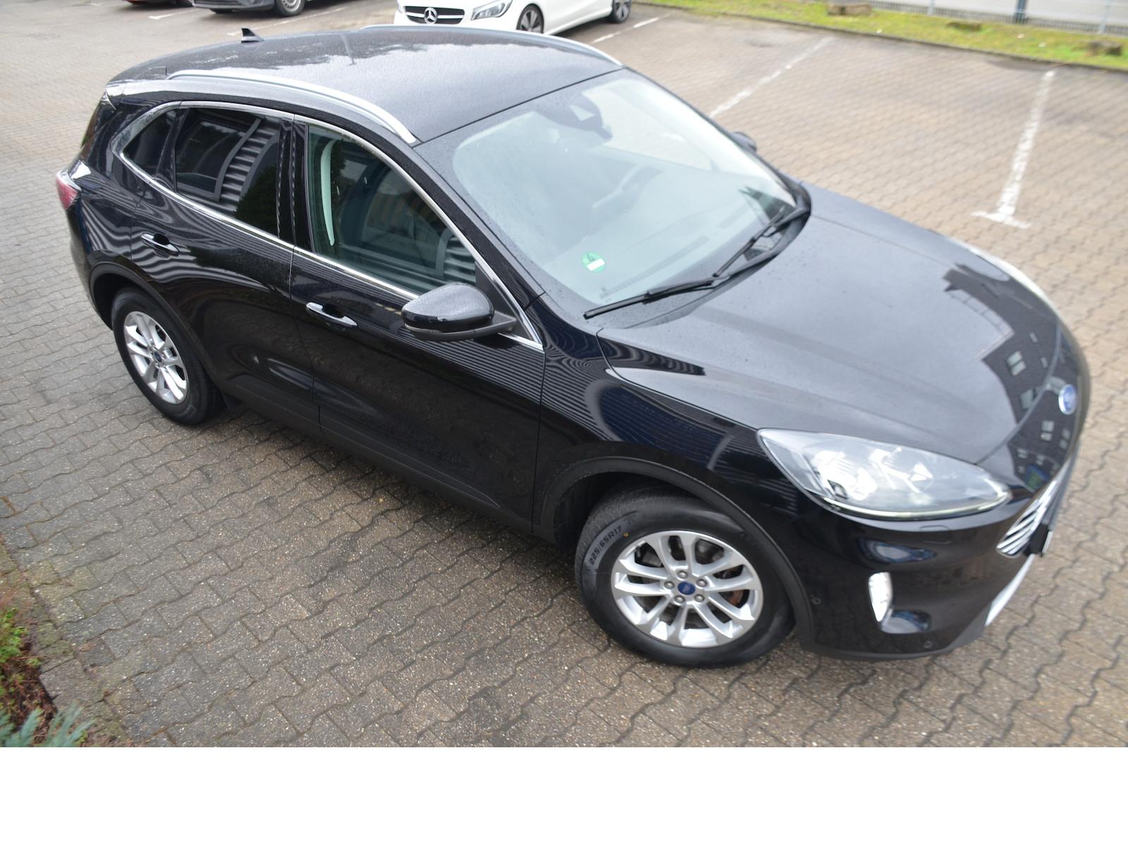 Ford Kuga Titanium 2.0 4x4 Aut Lenkrheiz Navi Ahk B&O