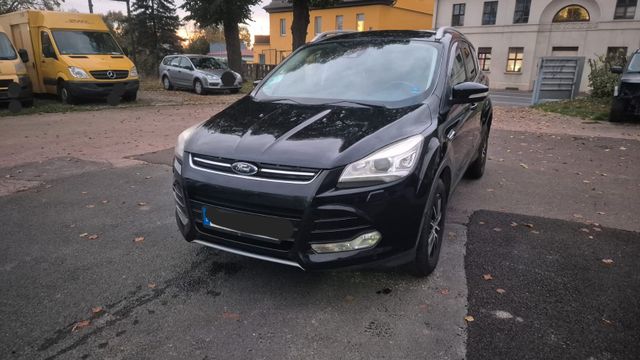 Ford Kuga 2,0 TDCi 4x4 120kW Titanium Titanium