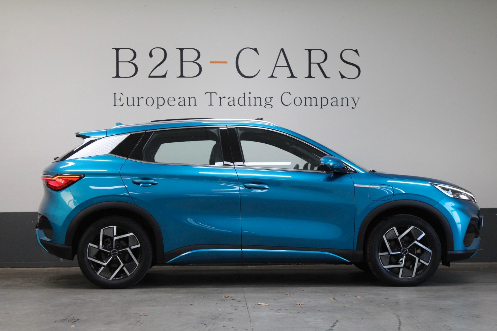BYD ATTO 3 60kWh Design | SOH 93% | Panorama | Leder imagem 3