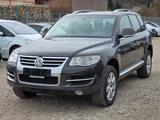 Volkswagen Touareg V10 TDI Individual - Volkswagen Touareg: Individual