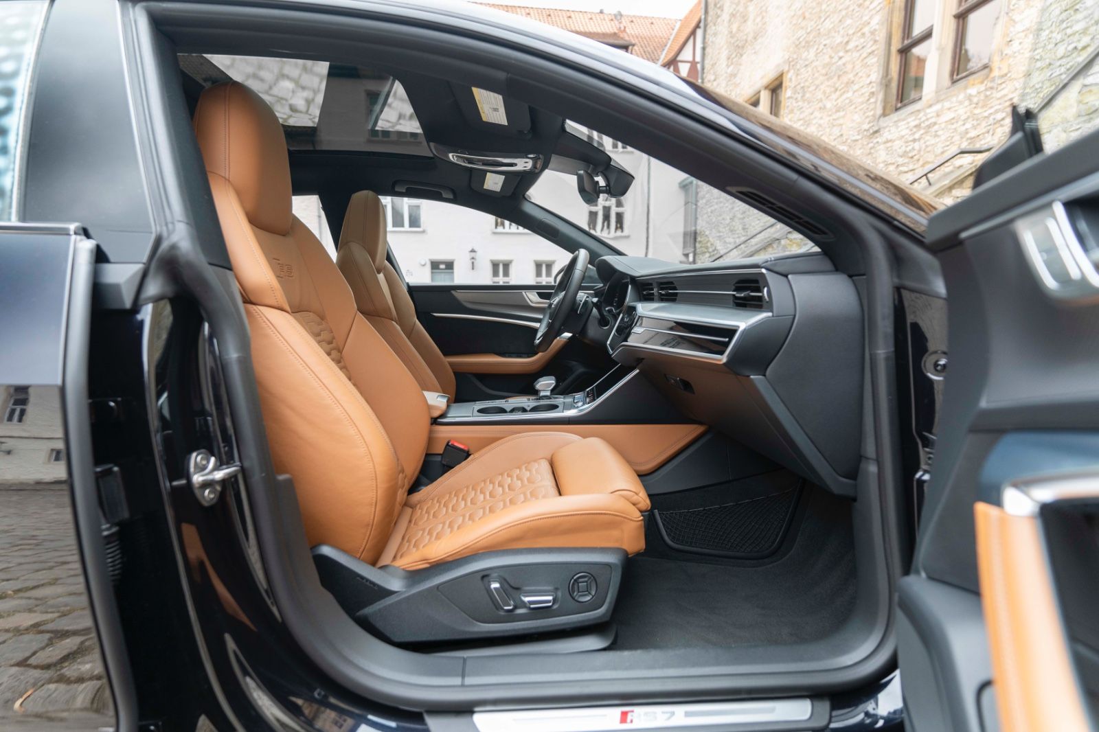 Fahrzeugabbildung Audi RS7 4.0 SPORTBACK KERAMIK HUD B&O 3D ACC