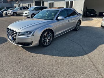 Audi A8 - 2