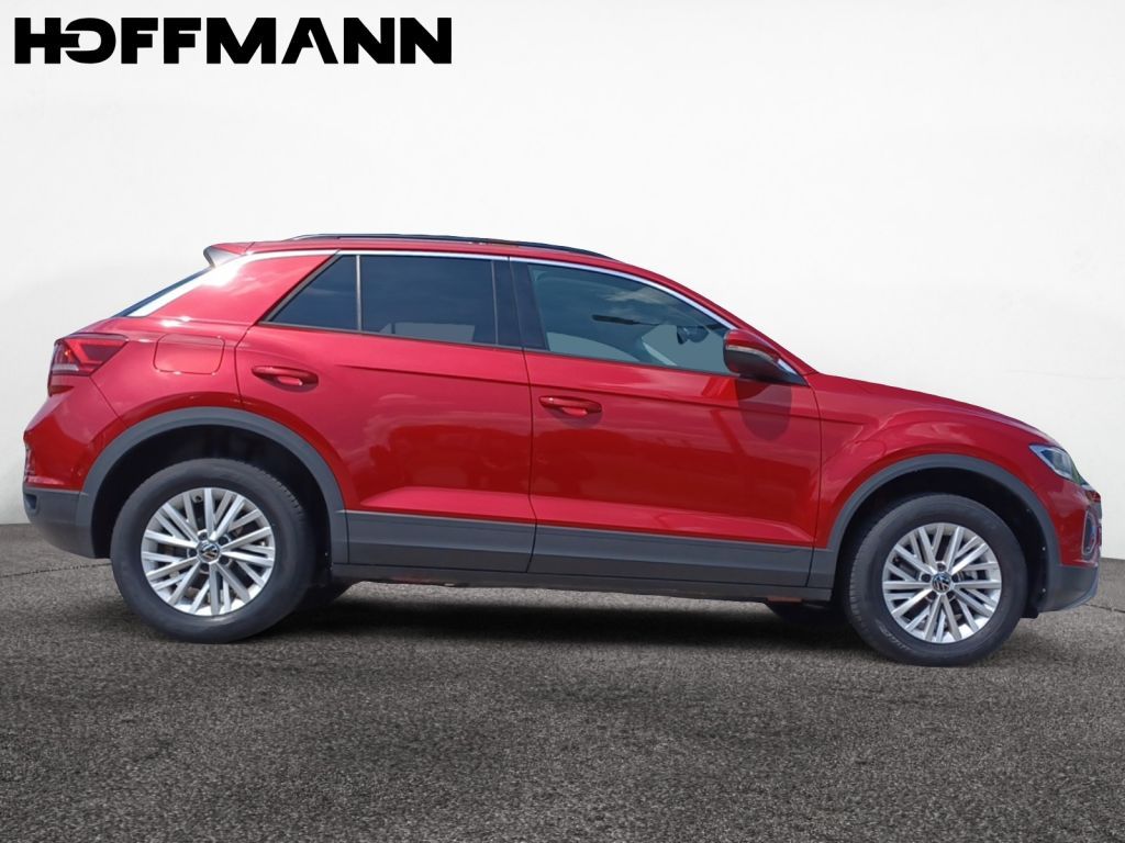 Fahrzeugabbildung Volkswagen T-Roc 1.0 TSI OPF Life Navi, Shzg, ACC uvm.