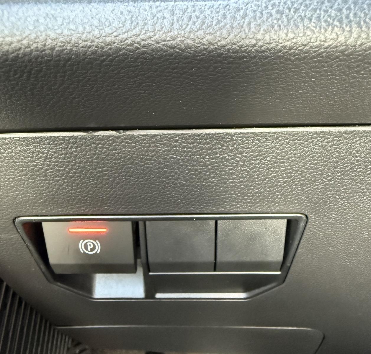 Dacia Duster Hybrid 155 Journey Winter Plus Nav SOFORT