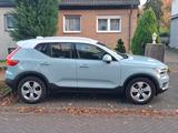 Volvo XC40 T4 Momentum Geartronic Momentum - Volvo XC40 Gebrauchtwagen
