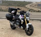 BMW R1250R