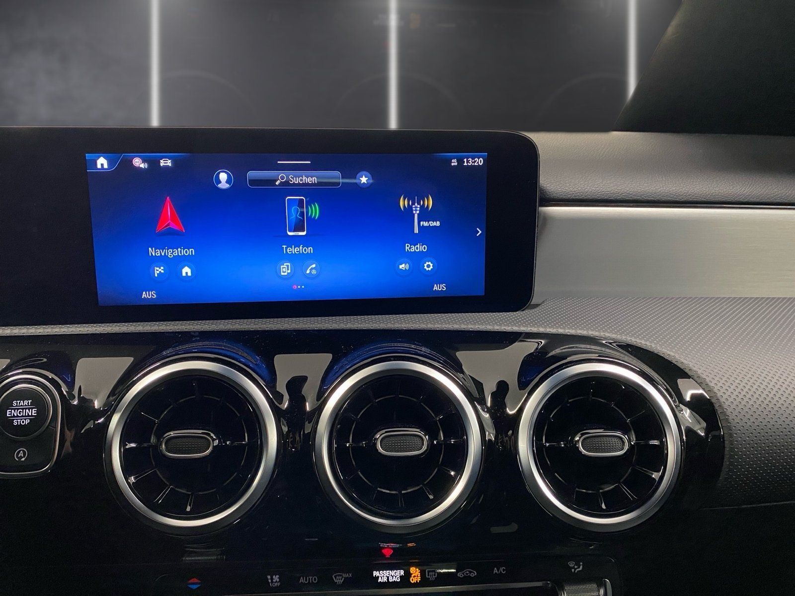Fahrzeugabbildung Mercedes-Benz A 180 Progressive *Totwinkel*LED*Kamera*CarPlay*