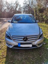 Mercedes-Benz B 180 BlueEFFICIENCY 90kW - Mercedes-Benz B 180 aus 2011