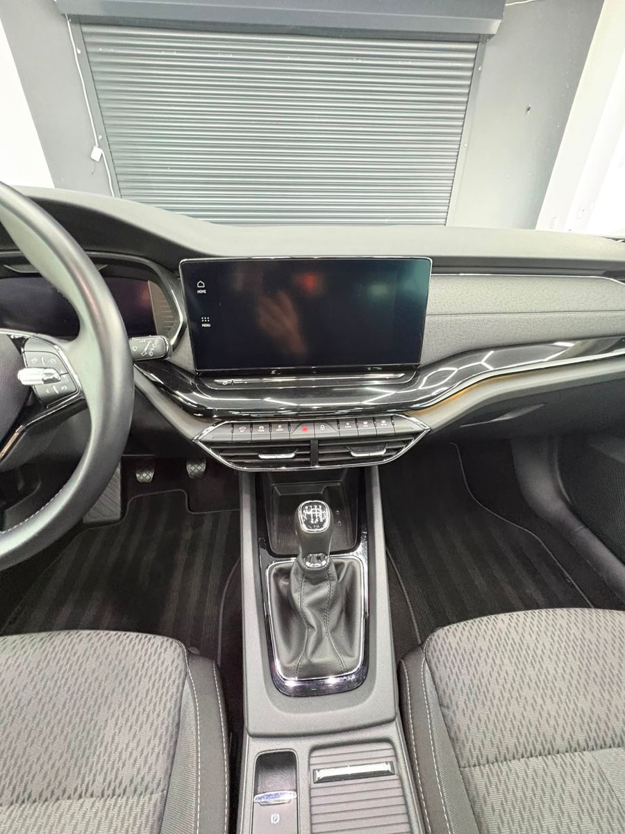 Skoda Octavia Combi First Edition Pano foto 9