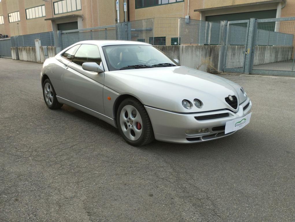 Alfa Romeo GTV