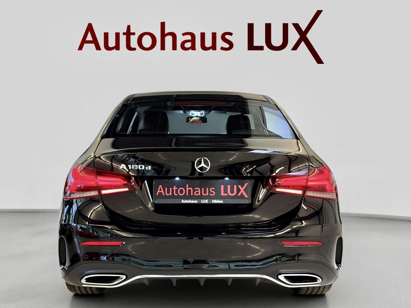 Mercedes-Benz A-Class AMG Line AUT LED KAMERA NAVI SHZ, миниатюра 11