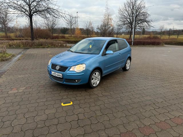 Volkswagen Polo 1.4 55KW TÜV 10-2016