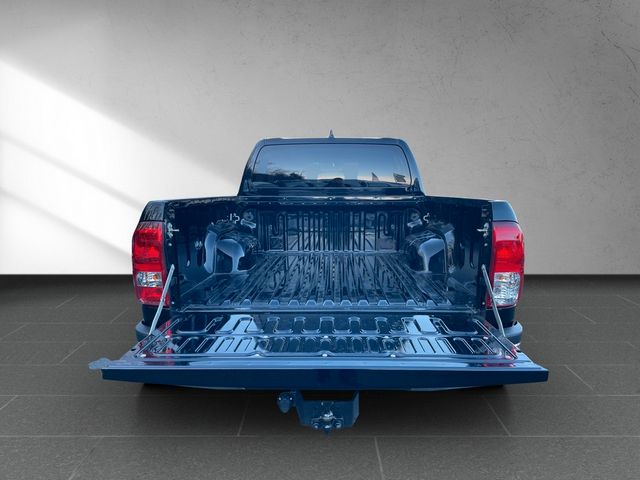 Toyota Hilux 2.4D 4x4 Double Cab Comfort *AHK*2xPDC*NAV