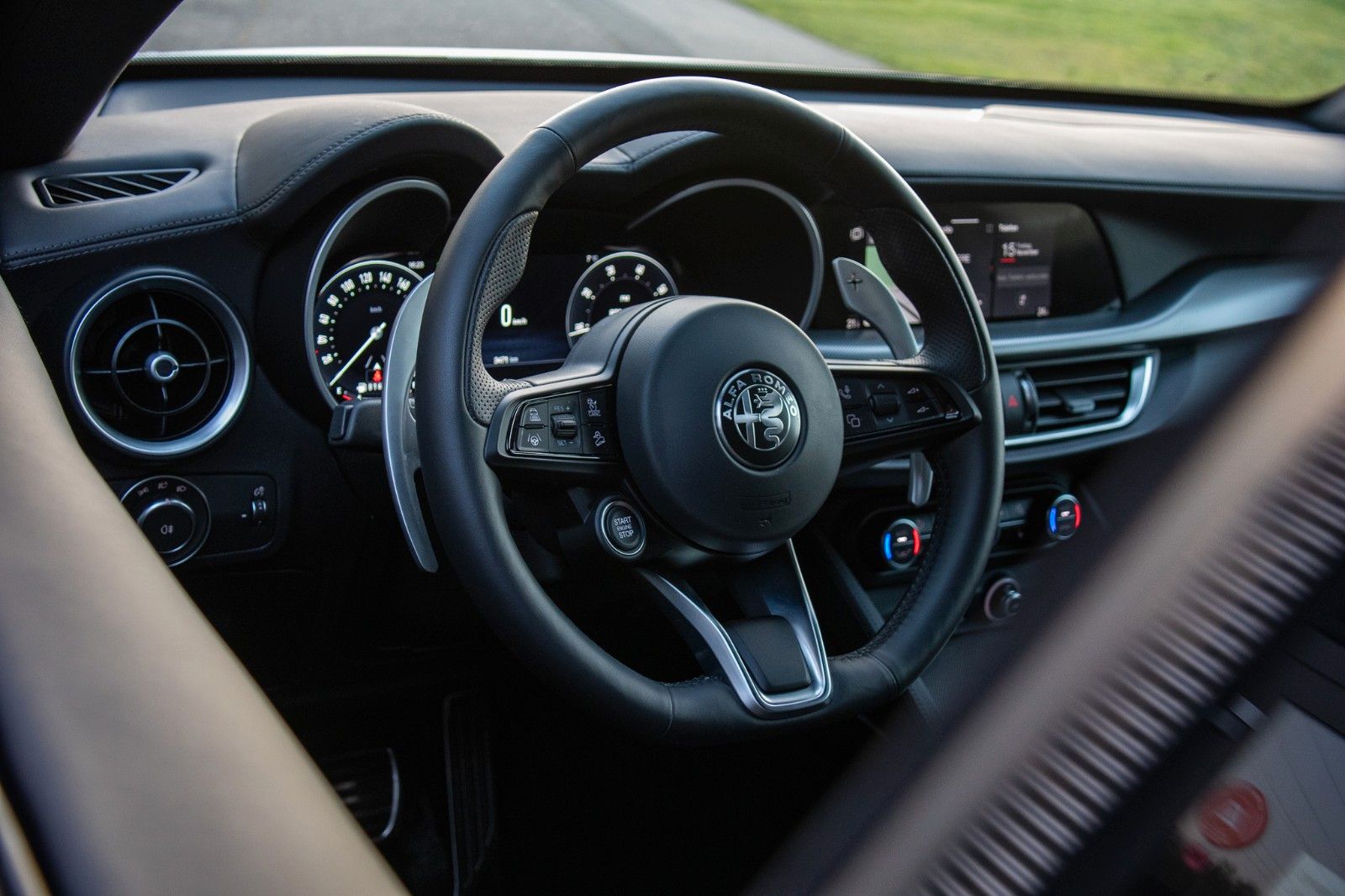 Fahrzeugabbildung Alfa Romeo Stelvio Veloce 2.2 Q4 AT8 * ab 309€/Monat o. Anz