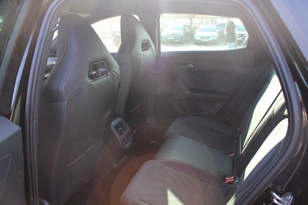 Fahrzeugabbildung CUPRA Formentor VZ 2.0 TSI DSG 4Drive *AHK*LED-Matrix*