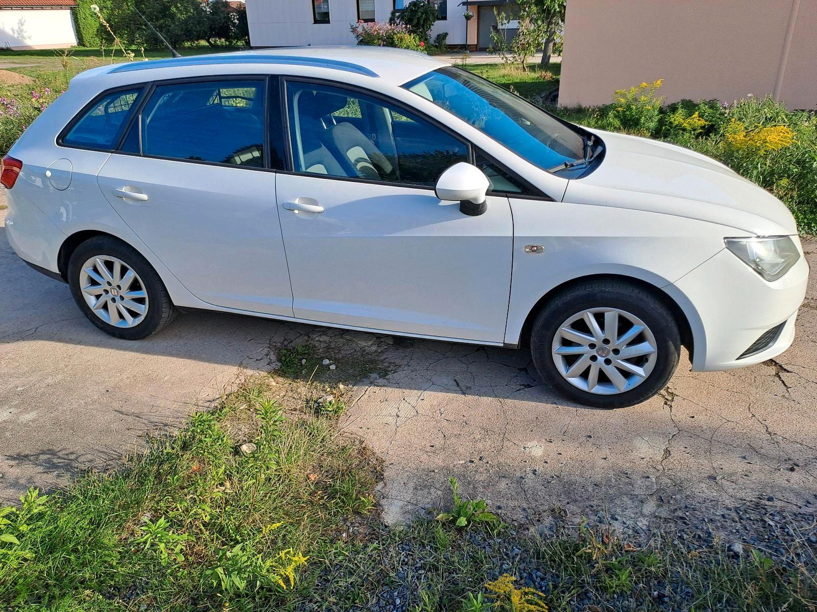 Seat Ibiza 2012 — photo 14