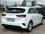 Kia Ceed 1.0T 100 ULTIMATE Navi Tempomat Sitzhzg PDC - Kia cee'd / Ceed mit Benzin-Antrieb
