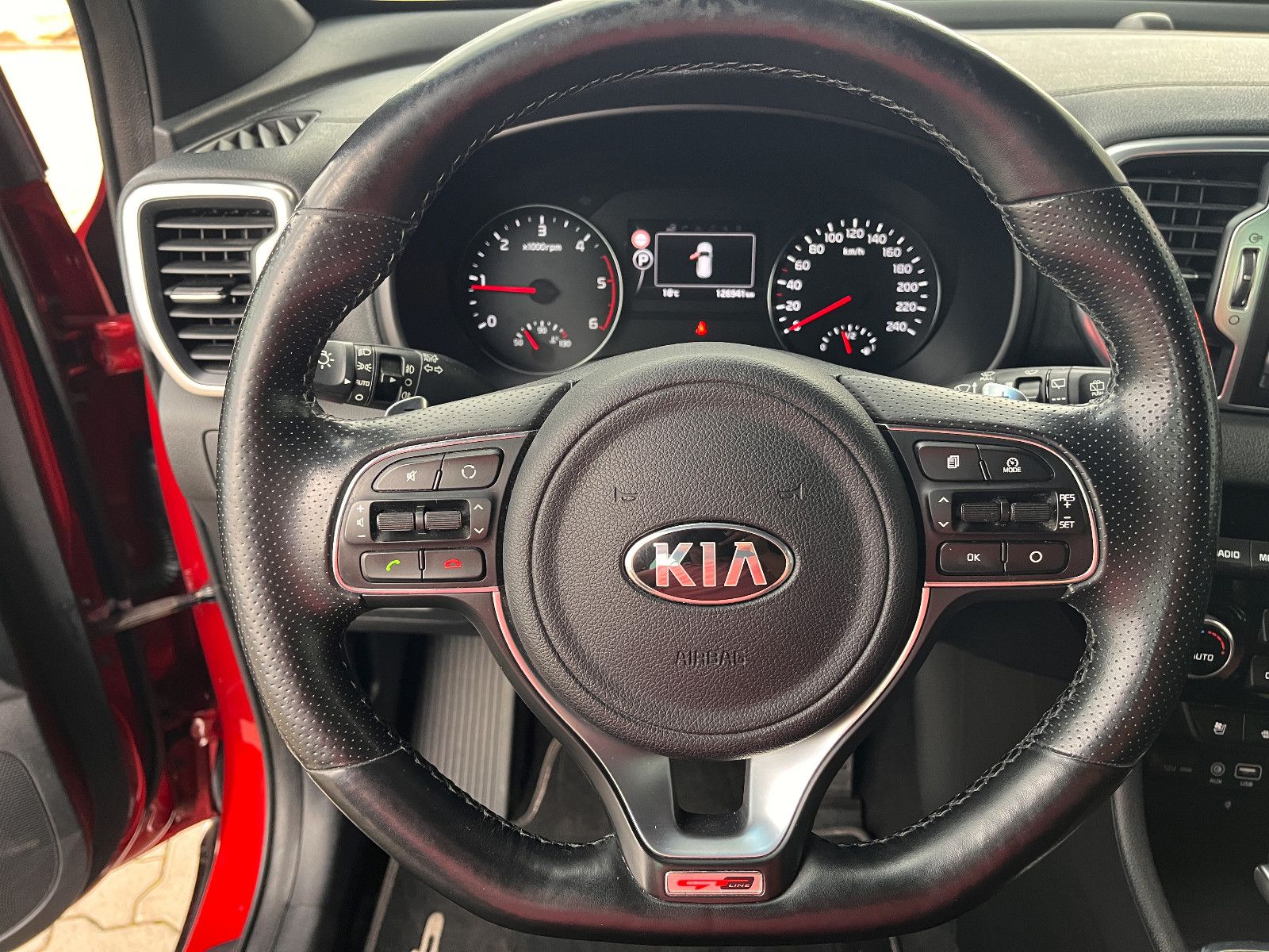 Fahrzeugabbildung Kia Sportage GT-Line 4WD 2.0 CRDI Automatik