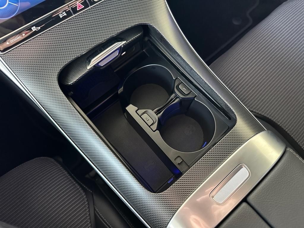 Fahrzeugabbildung Mercedes-Benz C 180 T Avantg. Totwi. Navi LED SHZ Memo Ambie.
