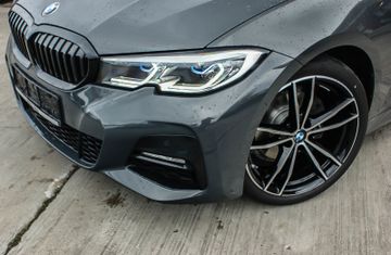 Fahrzeugabbildung BMW 320 d xDrive M Sport WINTERFREUDE LASER HUD 19''