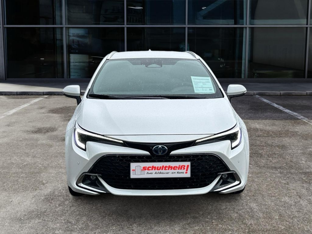 Fahrzeugabbildung Toyota Corolla 1.8 Hybrid Touring Sports Team Deutschla