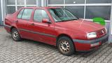 Volkswagen Vento 1,8l 66kW / 90 PS - Volkswagen Vento: 1.8