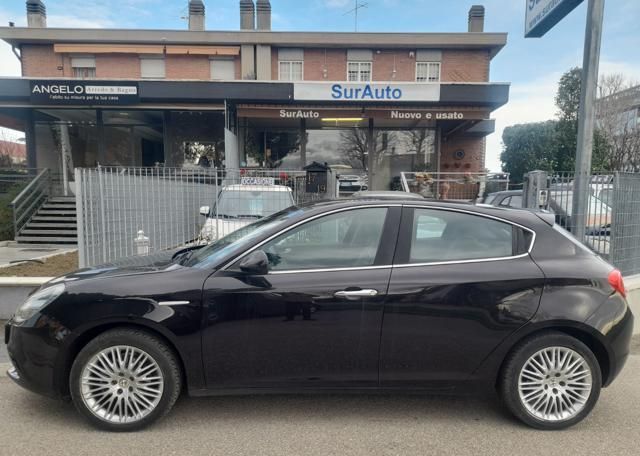 Alfa Romeo ALFA ROMEO Giulietta 1.6 JTDm-2 Distinctive