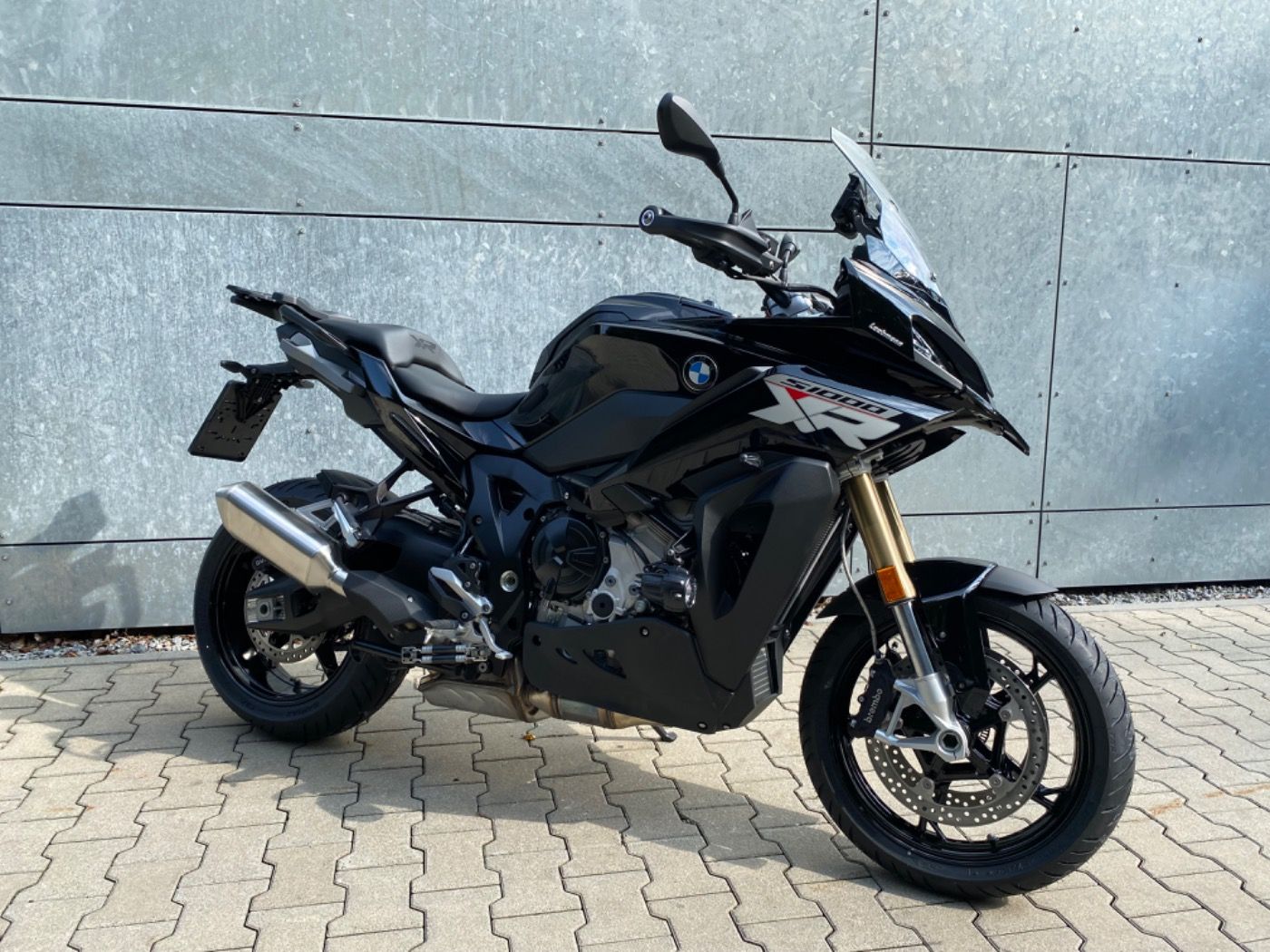 Fahrzeugabbildung BMW S 1000 XR Modell 2024 Touren- und Dynamik Paket