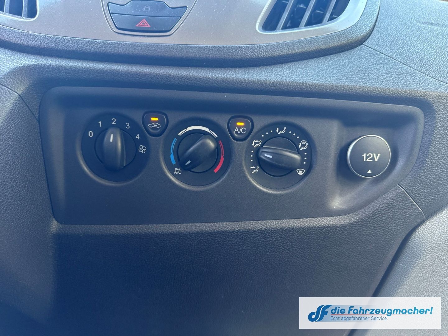 Fahrzeugabbildung Ford Transit Kombi 350 L3 Trend Temp Klima *2076