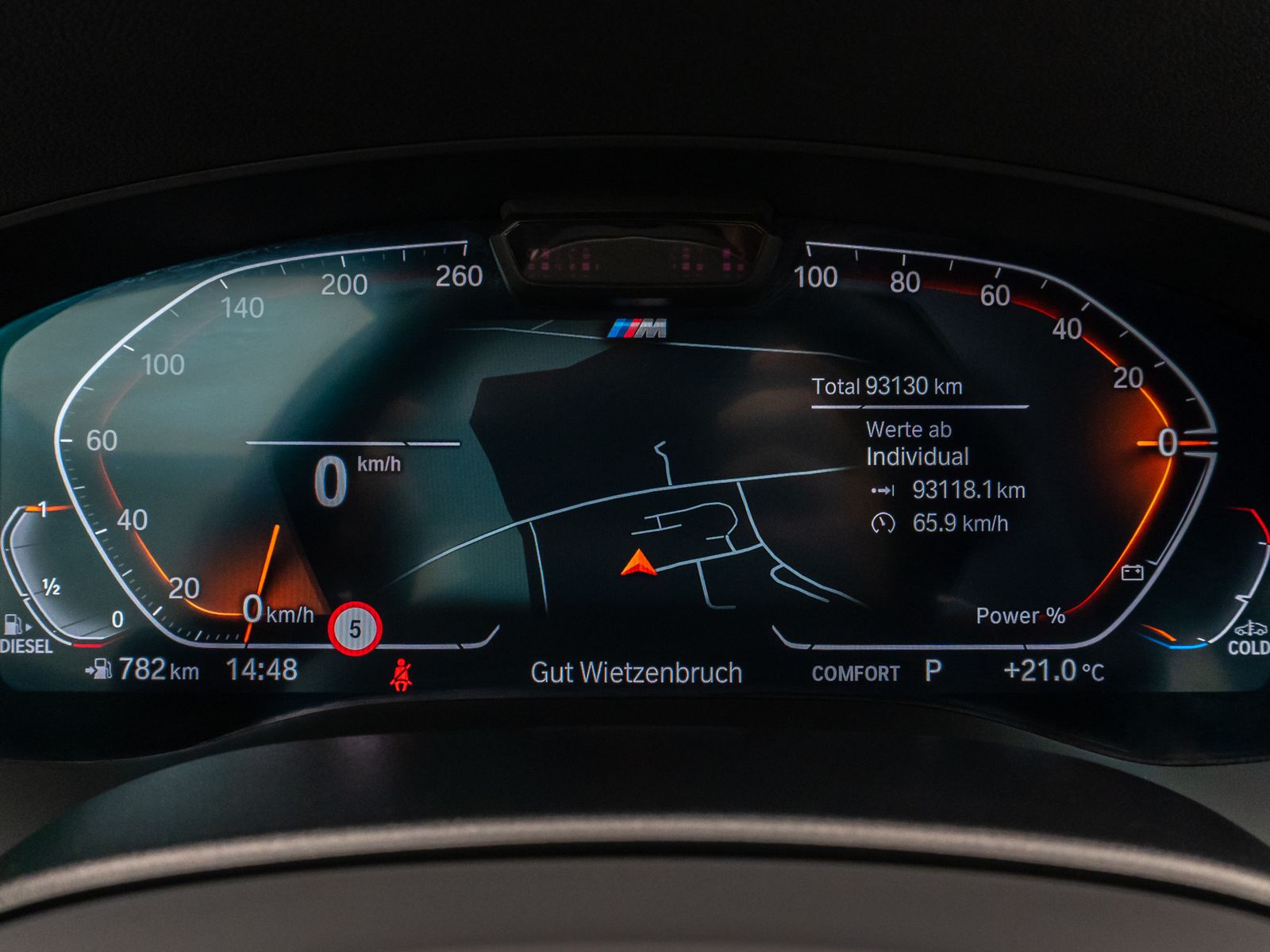 Fahrzeugabbildung BMW 530d xD M Sport Laser Kamera HUD DAB H/K Komfort