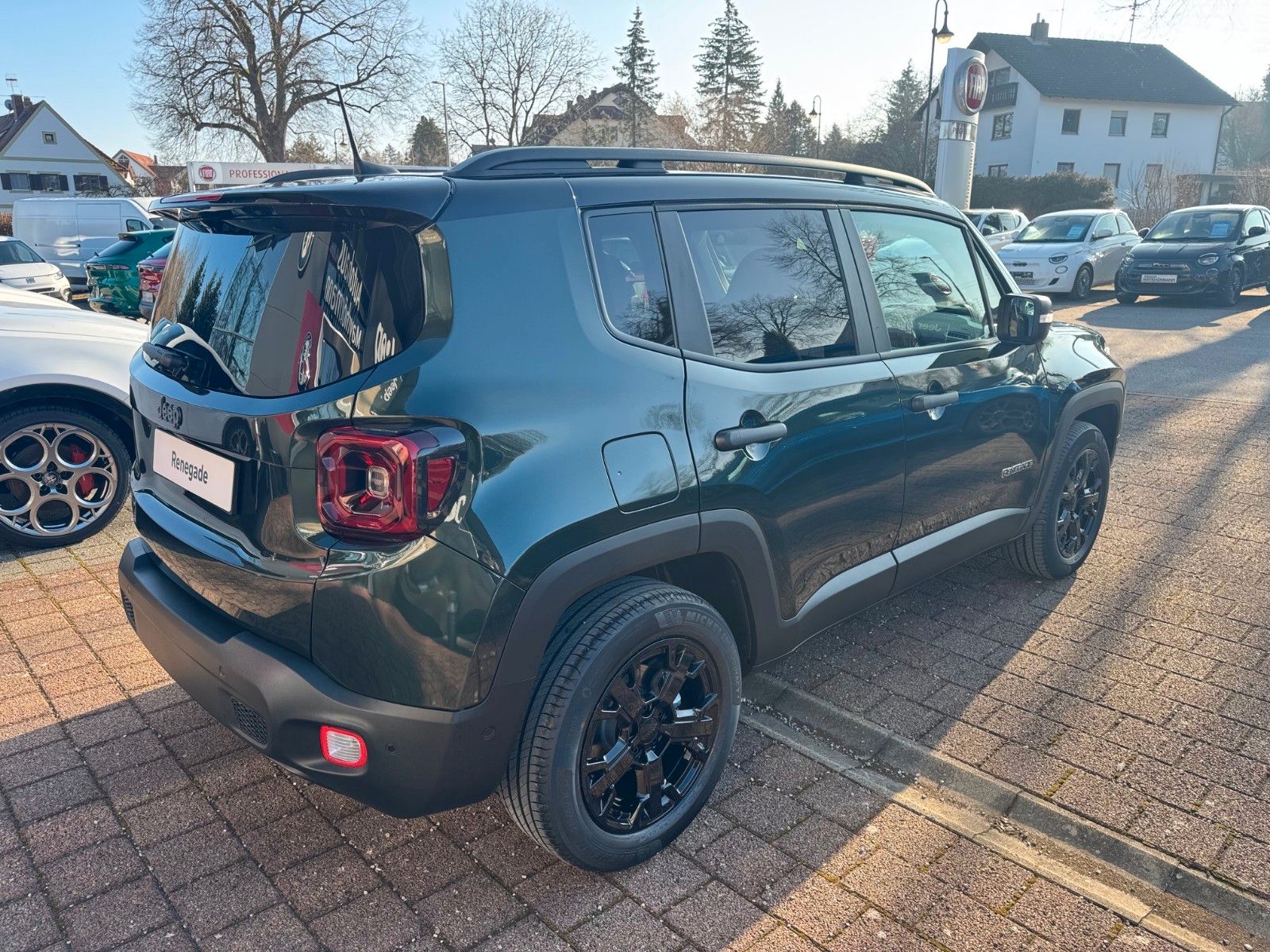 Fahrzeugabbildung Jeep North Star Mild-Hybrid Glasdach Kamera Sitzhzg