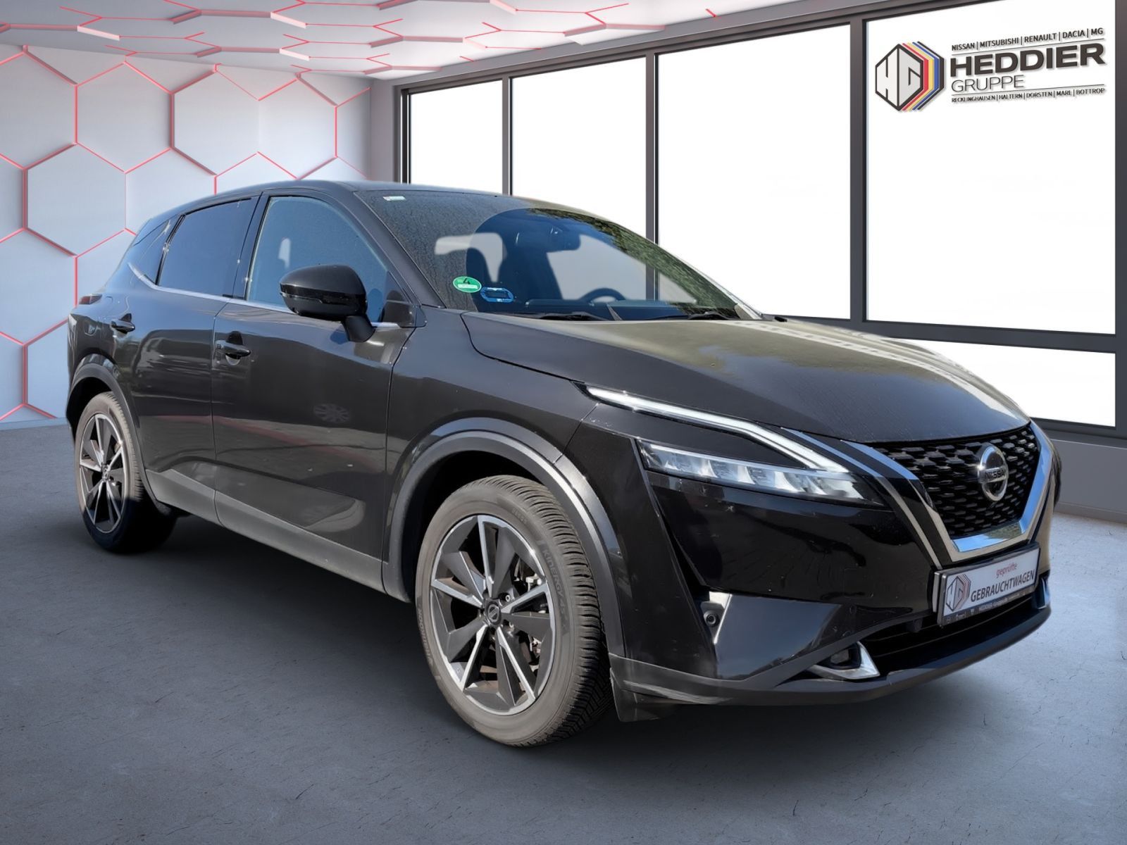 Fahrzeugabbildung Nissan Qashqai 1.3 DIG-T Tekna*Navi*AHK*360°Kamera*SHZ*