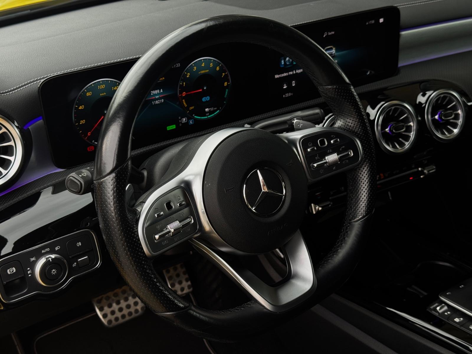 Mercedes-Benz A 250 e AMG YELLOW EDITION/WIDESCREEN/NIGHT/CAM