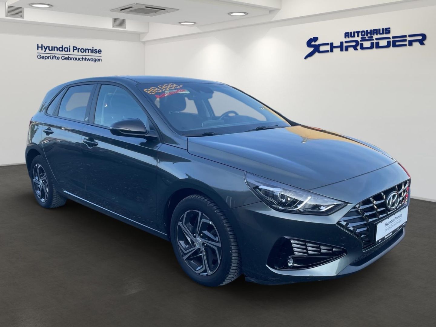 Fahrzeugabbildung Hyundai i30 1.0T Edition 30 DCT Allwetter Sitzheizung