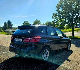 BMW 218 - 5