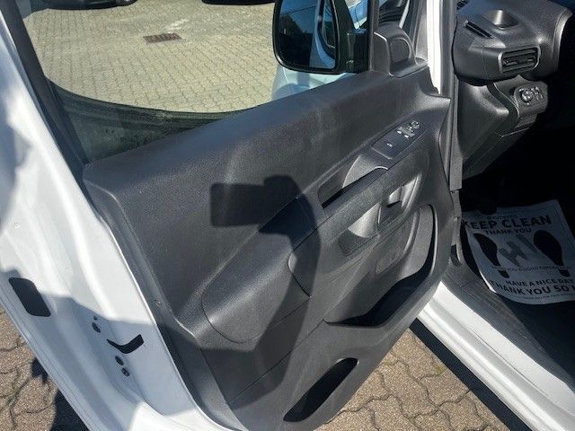 Opel COMBO CARGO  EURO 6D MANUELLES 6-GANG-GETRIEBE