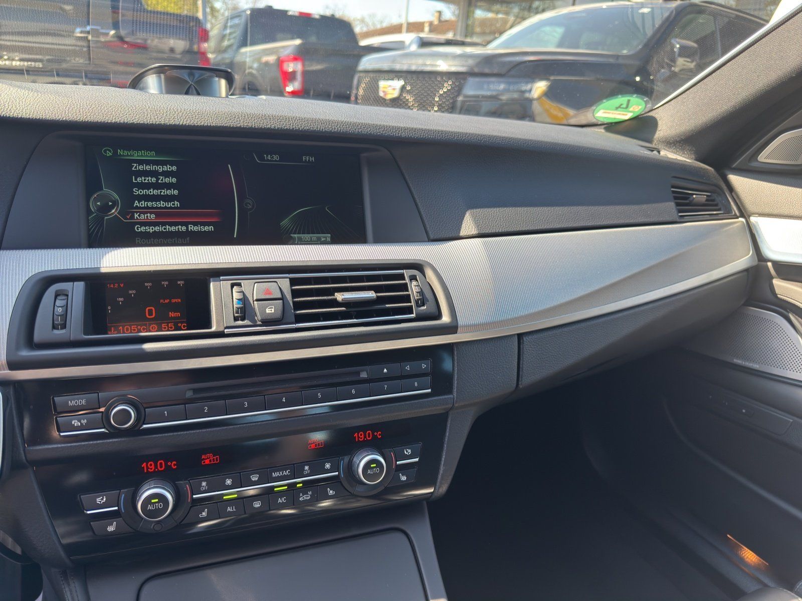 Fahrzeugabbildung BMW M5 4.4 V8 1. HAND/KW-Fahrwerk/Eventuri-Ansaugung