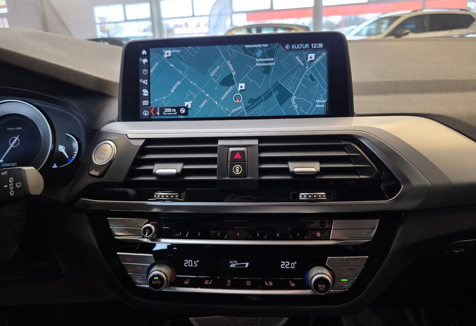 Fahrzeugabbildung BMW X3 xDrive20d/LED/Navi/HuD/Carplay/Keyless/AHK