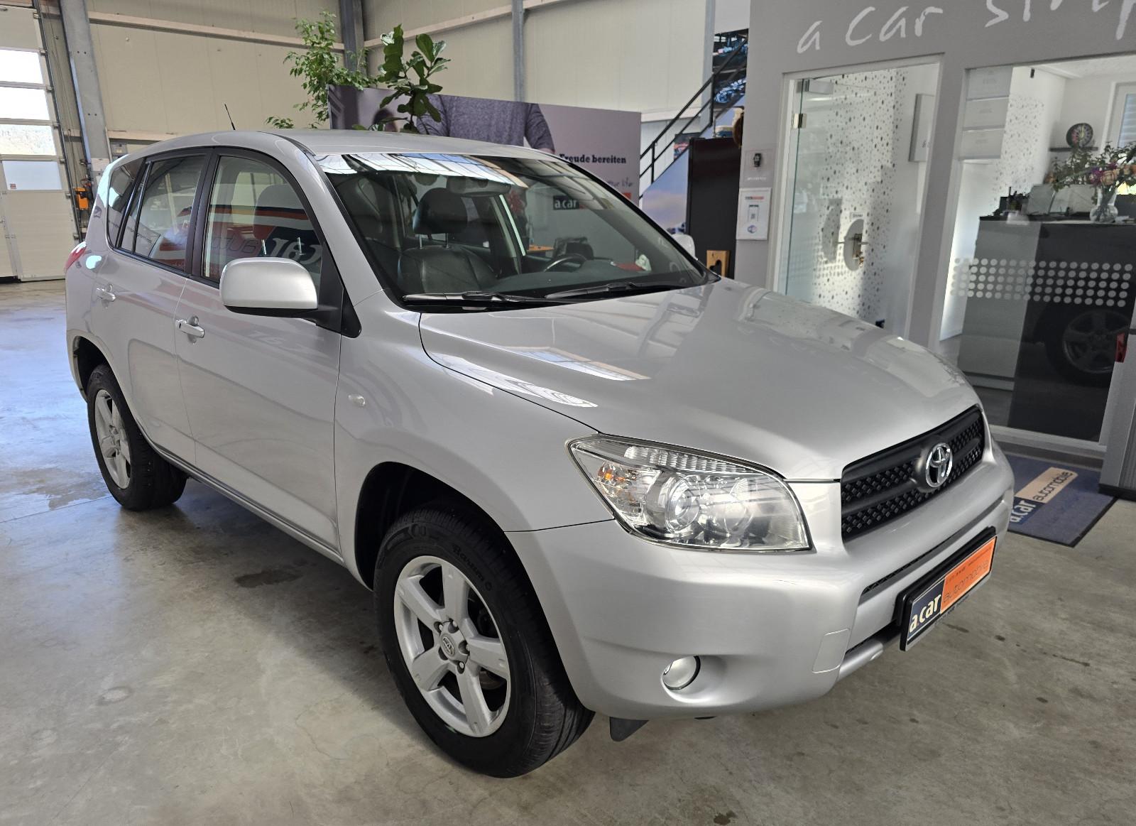 Toyota RAV 4 Executive |Allrad|Leder|Klimaautomatik|SHZ