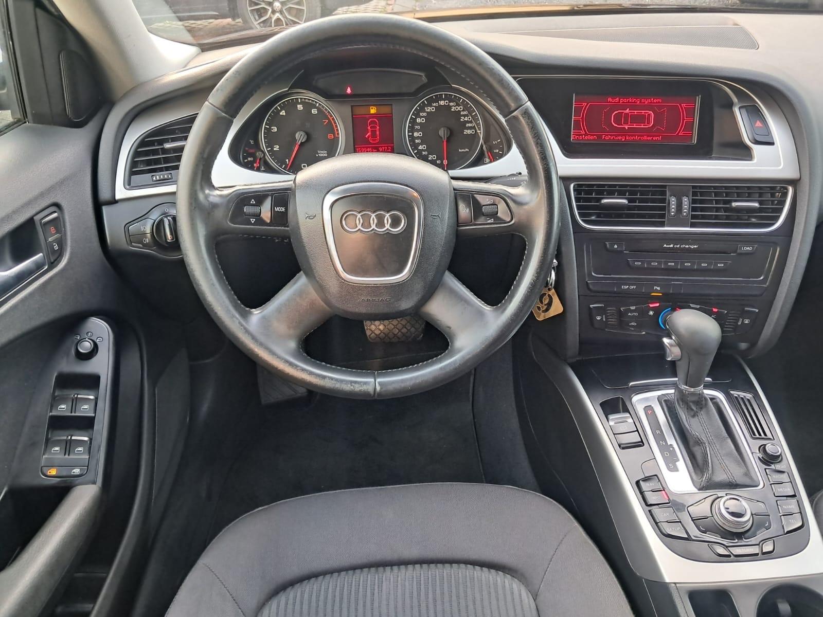 Audi A4 2009 — photo 22